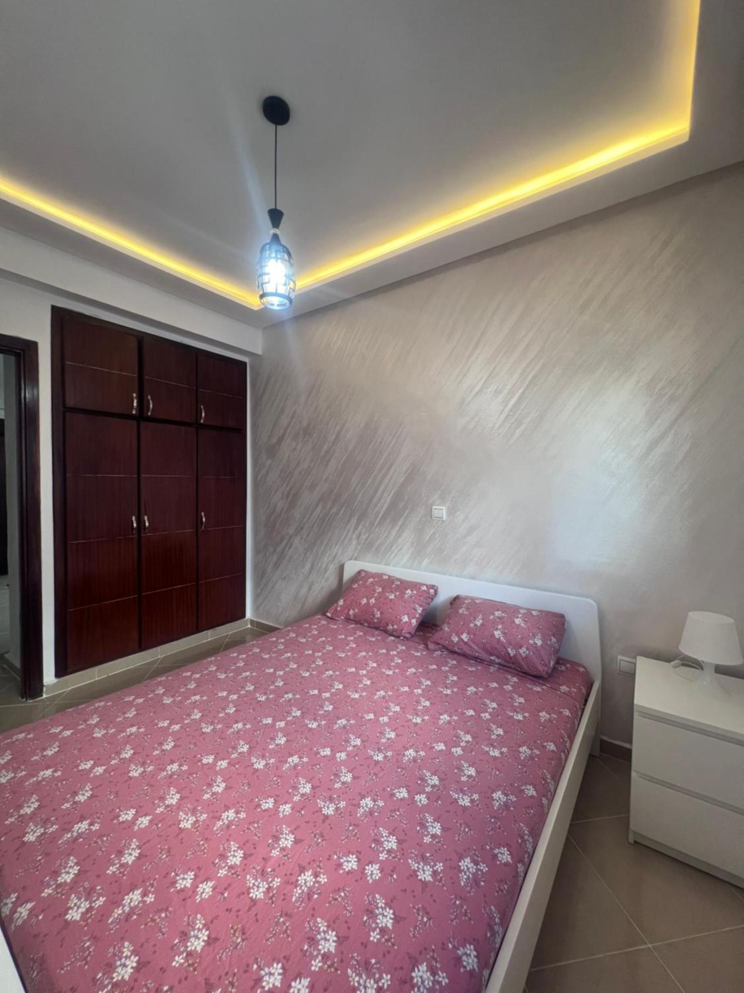 Luxury Center Town Apartment Kenitra Kültér fotó